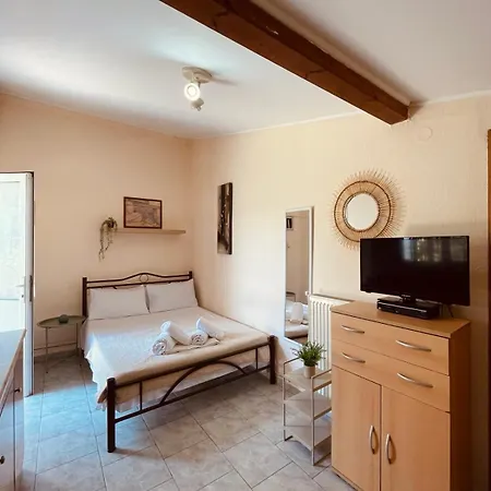 Themis Gasthuis Vrasná