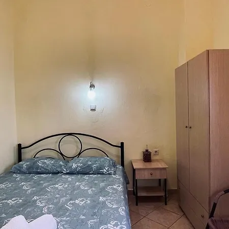 Themis Pensjonat Vrasná
